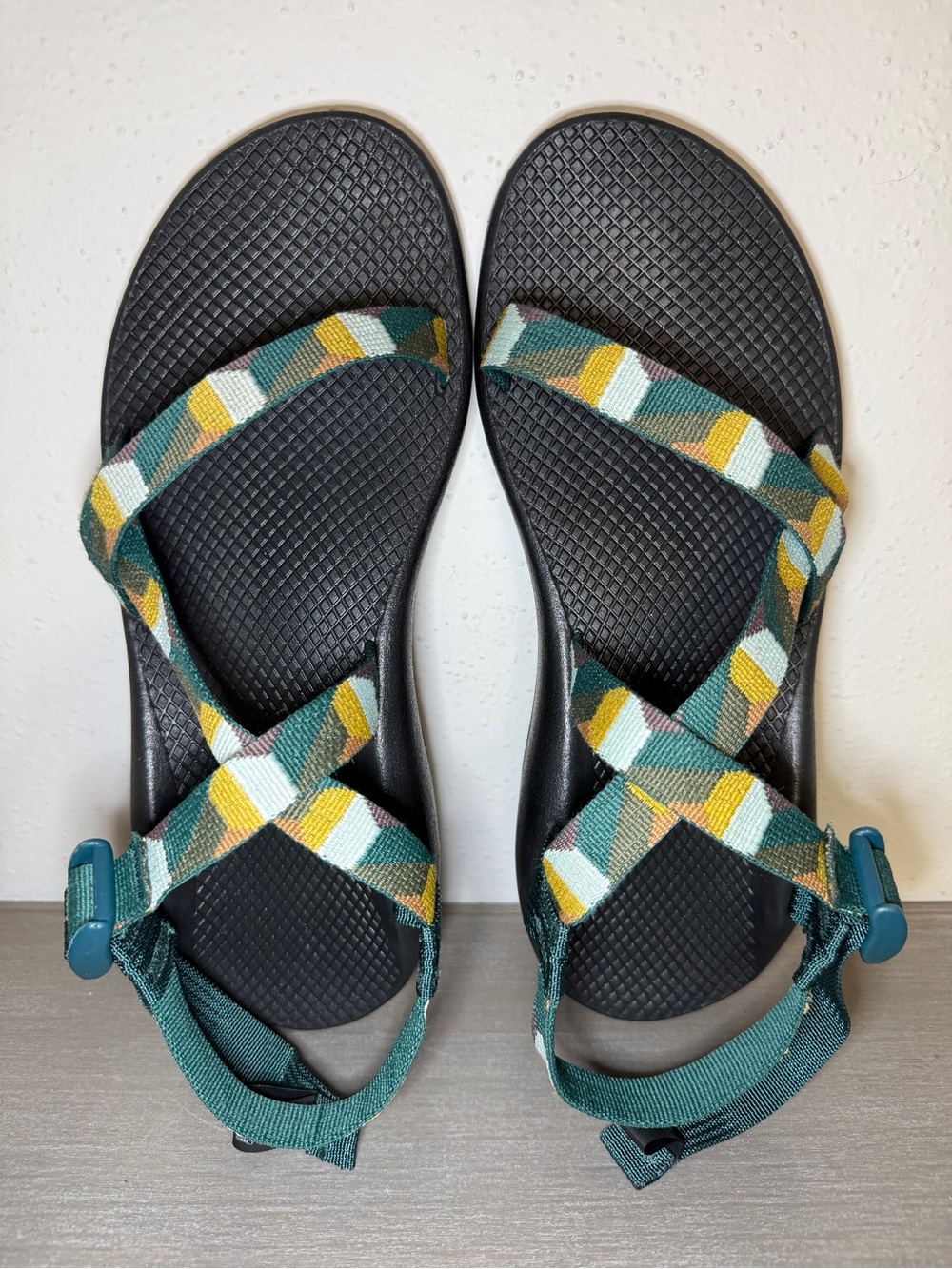 Women's Chaco Z/1 Classic Sport Sandals Green Geometric Pattern Size 11 US - Picture 4 of 9